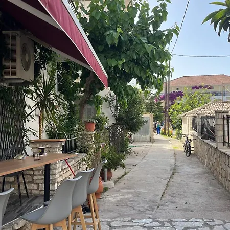 Theros Nydri (Lefkada)