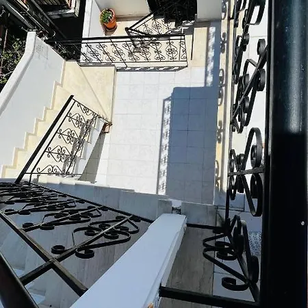 Apartment Theros *